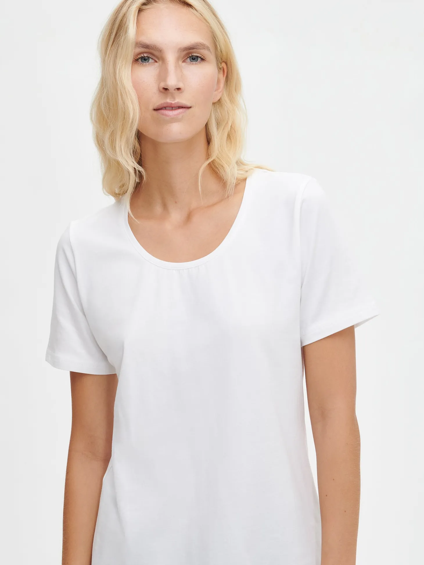 BASIC t-paita - valkoinen