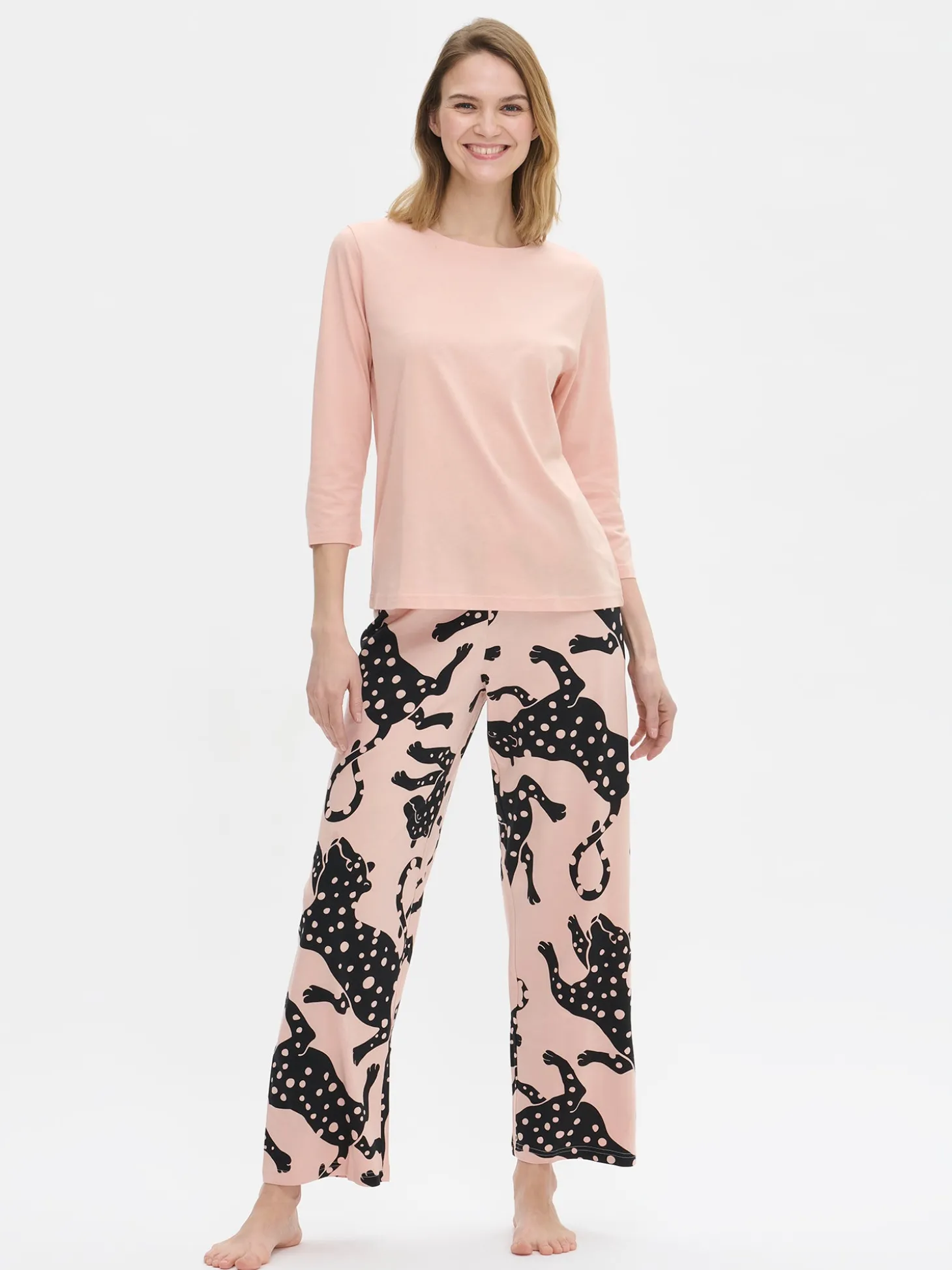 LEONORA pyjama - vaaleanpunainen